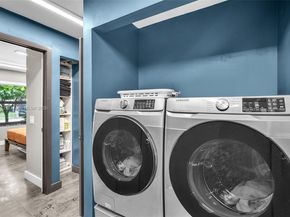 225 E Bayridge Dr, Weston FL 33326