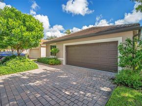 225 E Bayridge Dr, Weston FL 33326