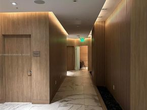 1Q. JKL,M SW 3rd St 1603, Miami FL 33130