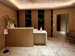 1Q. JKL,M SW 3rd St 1603, Miami FL 33130