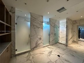 1Q. JKL,M SW 3rd St 1603, Miami FL 33130