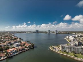 1000 W Island Blvd 1812, Aventura FL 33160