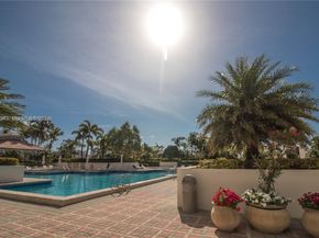 1000 W Island Blvd 1812, Aventura FL 33160