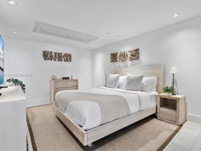 102 24th St 1413, Miami Beach FL 33139