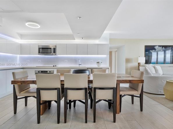 102 24th St 1413, Miami Beach FL 33139