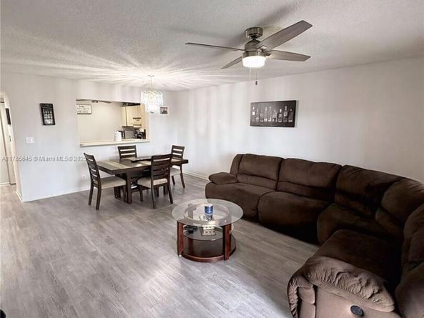 2091 Coral Ridge Dr N306, Coral Springs FL 33071