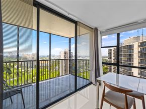 20379 W W Country Club Dr 2539, Aventura FL 33180