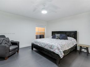 1070 NW 129th Pl, Miami FL 33182