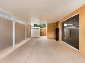 1070 NW 129th Pl, Miami FL 33182