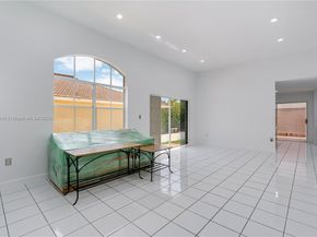 1070 NW 129th Pl, Miami FL 33182