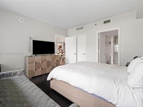 500 Brickell Ave 1405, Miami FL 33131