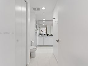 500 Brickell Ave 1405, Miami FL 33131
