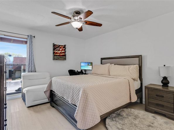 Undisclosed Address #A11828640, Pembroke Pines FL 33024