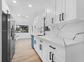 14545 Garden Dr, Miami FL 33168