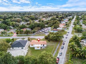 14545 Garden Dr, Miami FL 33168