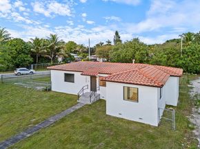 14545 Garden Dr, Miami FL 33168