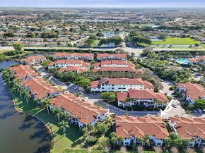 11353 SW 13th St, Pembroke Pines FL 33025