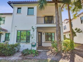 11353 SW 13th St, Pembroke Pines FL 33025