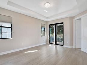 11353 SW 13th St, Pembroke Pines FL 33025