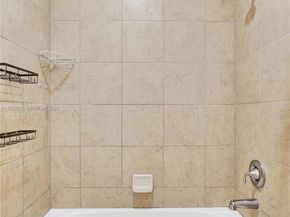 11353 SW 13th St, Pembroke Pines FL 33025