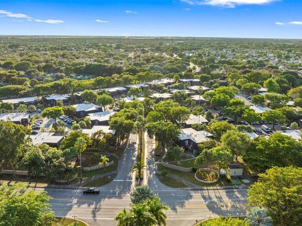 14201 SW 94th Cir Ln 1035, Miami FL 33186