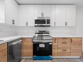 14201 SW 94th Cir Ln 1035, Miami FL 33186