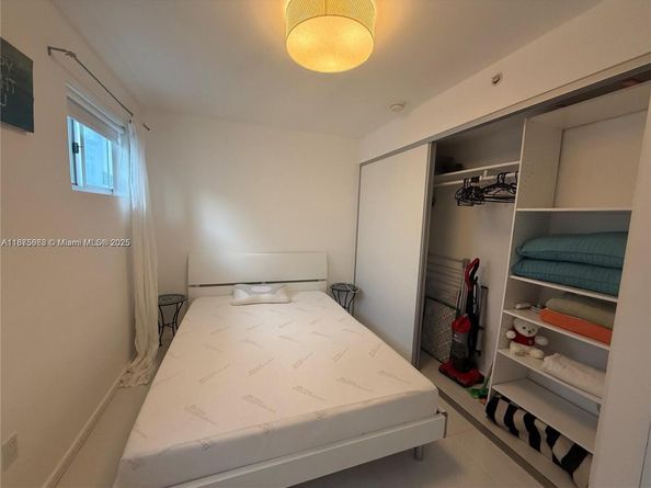 801 15th St 202, Miami Beach FL 33139