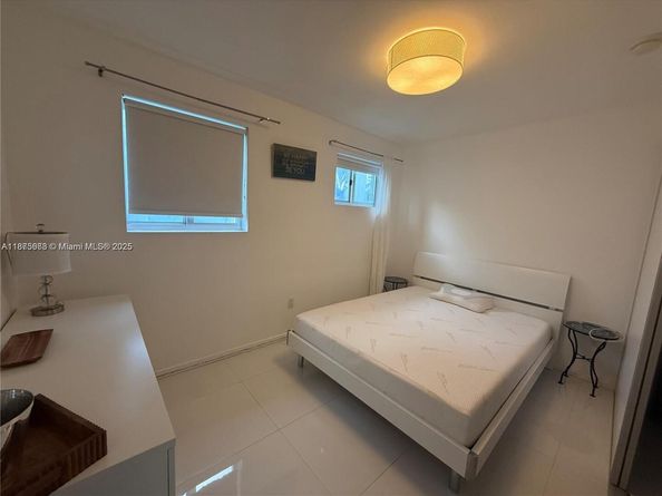 801 15th St 202, Miami Beach FL 33139