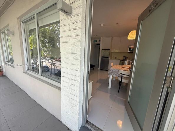 801 15th St 202, Miami Beach FL 33139