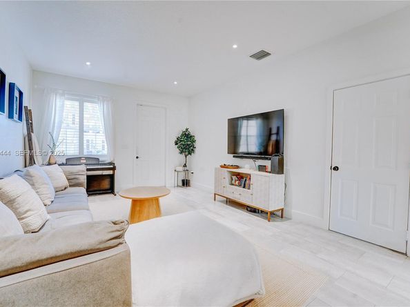 12771 SW 133rd St, Miami FL 33186