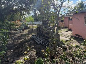 17501 NW 41st Ave, Miami Gardens FL 33055