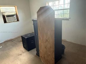 17501 NW 41st Ave, Miami Gardens FL 33055