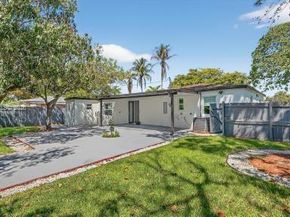 1010 NE 138th St, North Miami FL 33161