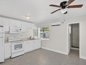 1010 NE 138th St, North Miami FL 33161