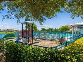 1640 NE 37th Ave, Homestead FL 33033