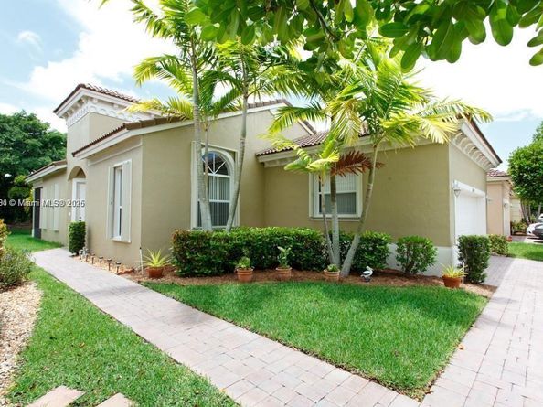 1640 NE 37th Ave, Homestead FL 33033