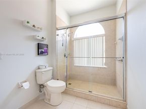 1640 NE 37th Ave, Homestead FL 33033