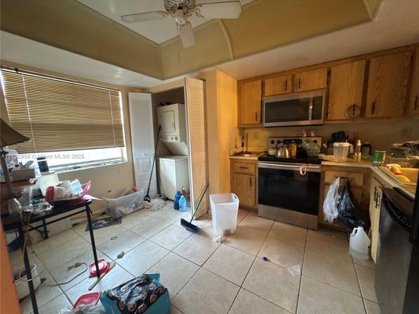 7664 NW 18th St 306, Margate FL 33063