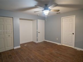 2421 SW 84th Ter, Miramar FL 33025