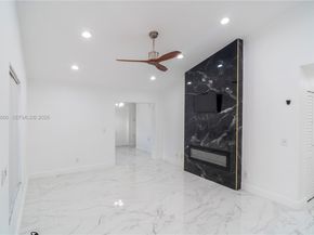 2421 SW 84th Ter, Miramar FL 33025