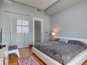 2001 Meridian Ave PH21, Miami Beach FL 33139