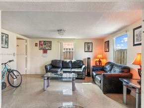 665 NW 19th St, Pompano Beach FL 33060