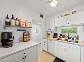 3530 NW 52nd Ave 606, Lauderdale Lakes FL 33319