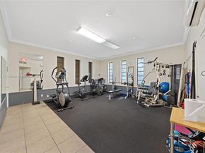 3530 NW 52nd Ave 606, Lauderdale Lakes FL 33319