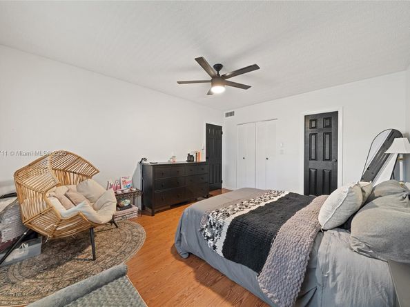 3530 NW 52nd Ave 606, Lauderdale Lakes FL 33319