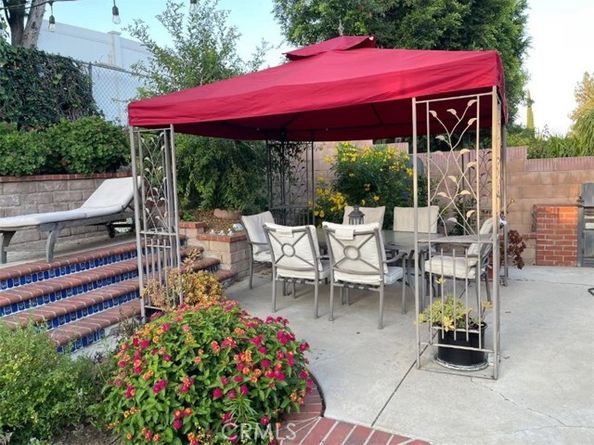 18753 Mayall Street, Northridge (los Angeles) CA 91324