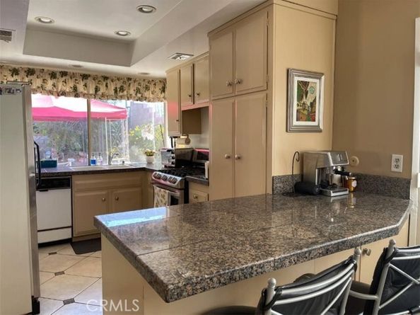 18753 Mayall Street, Northridge (los Angeles) CA 91324