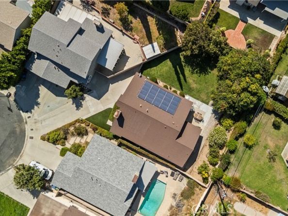10059 Hillview Ave, Chatsworth (los Angeles) CA 91311