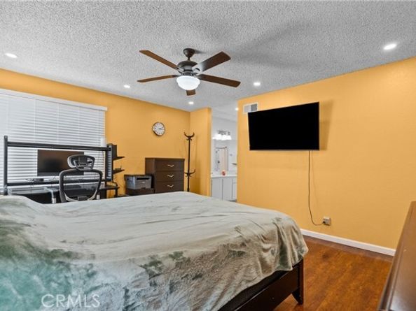10059 Hillview Ave, Chatsworth (los Angeles) CA 91311