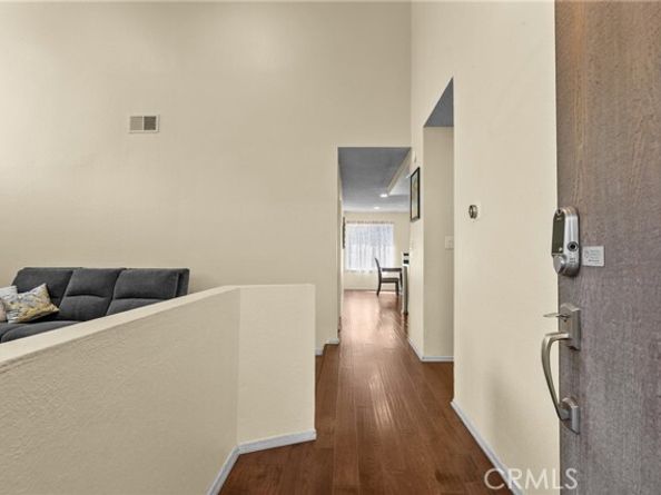 10059 Hillview Ave, Chatsworth (los Angeles) CA 91311